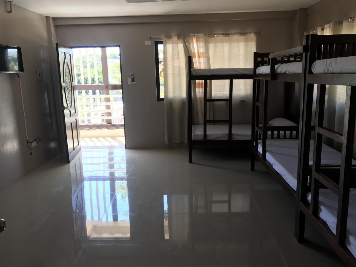 Готель Reddoorz El Senor Jesus Apartelle Vigan Ilocos Екстер'єр фото