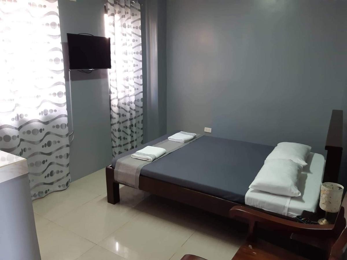 Готель Reddoorz El Senor Jesus Apartelle Vigan Ilocos Екстер'єр фото