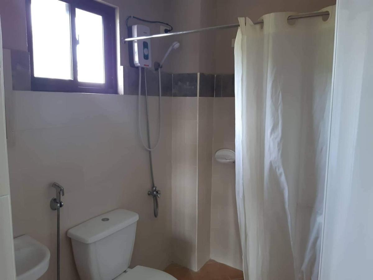 Готель Reddoorz El Senor Jesus Apartelle Vigan Ilocos Екстер'єр фото