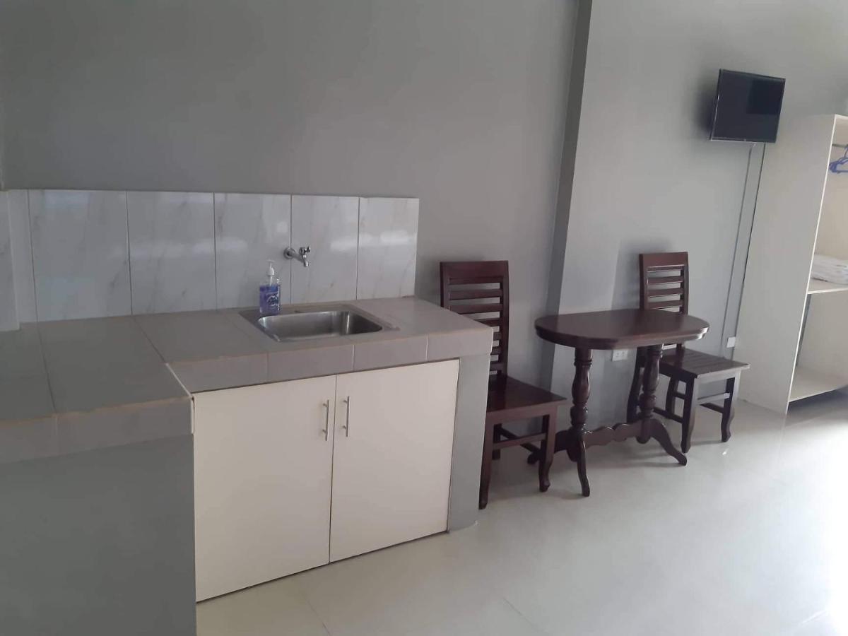 Готель Reddoorz El Senor Jesus Apartelle Vigan Ilocos Екстер'єр фото