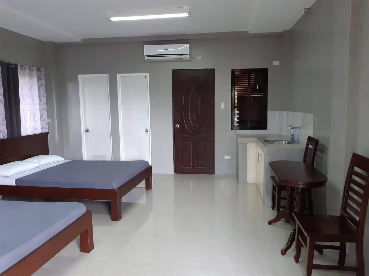 Готель Reddoorz El Senor Jesus Apartelle Vigan Ilocos Екстер'єр фото